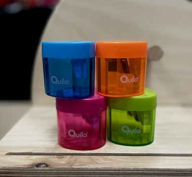 تراش پلاستیکی دو سوراخه مخزن دار مثلثی کویلو